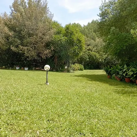 Sardinia Ovest 2 度假居 普佐伊杜